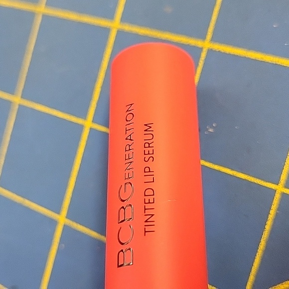 BCBGeneration Lip Serum New - Picture 3 of 3